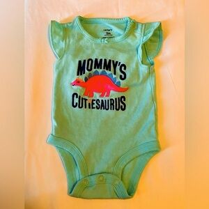 Mommy’s Cutiesaurus onesie